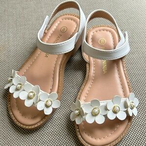 White Floral Sandals with Pearl Accents